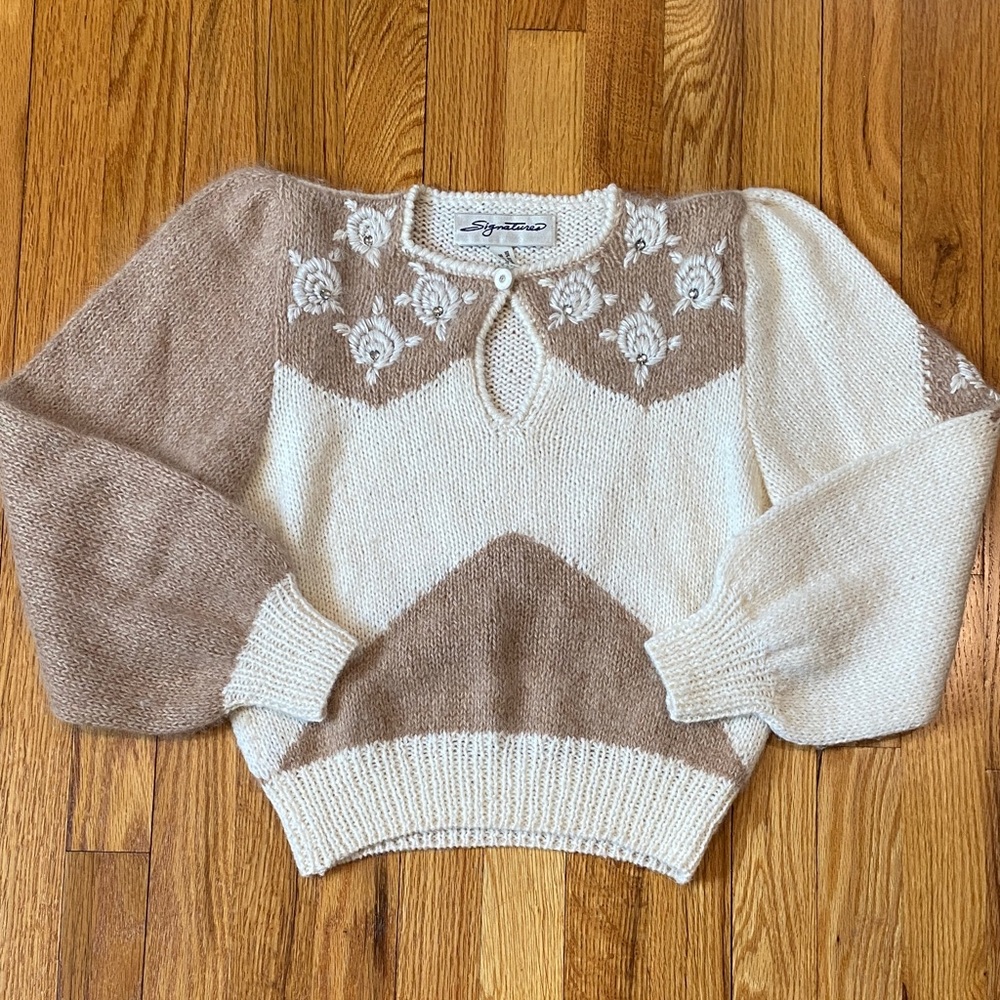 VTG Alpaca Angora Wool Puff Sleeve Sweater with Embroidered Flowers and Crystals